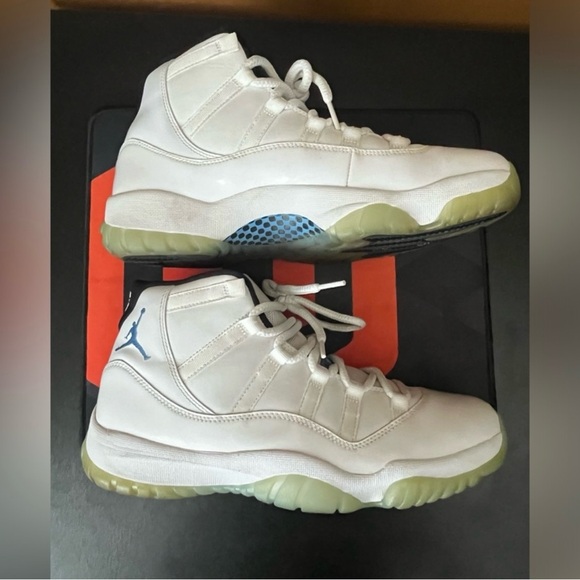 Jordan 11 “Legend Blue” - Picture 4 of 6
